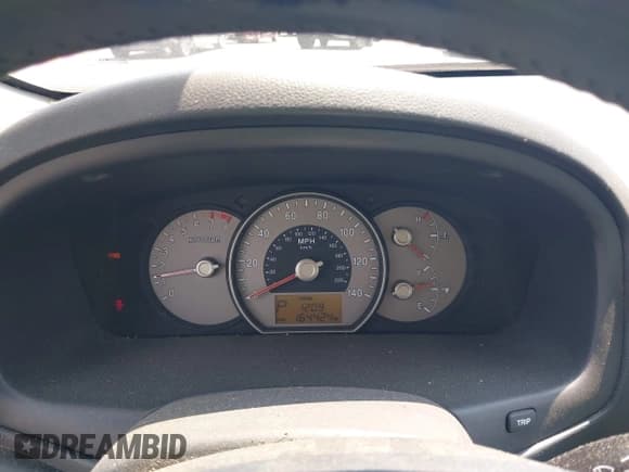 ✅ 2007 Kia Rondo EX • VIN: KNAFG526177111658 • Lot: 43035014. Listed on IAAI with 164,424 mi. Free auction sales archive from the USA and detailed vehicle history report at DreamBid. Image 7.