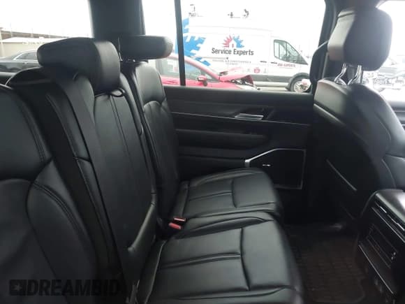 ✅ 2024 Jeep Wagoneer Series II • VIN: 1C4SJSBP5RS174580 • Lot: 42520285. Listed on IAAI with 22,081 mi. Free auction sales archive from the USA and detailed vehicle history report at DreamBid. Image 8.