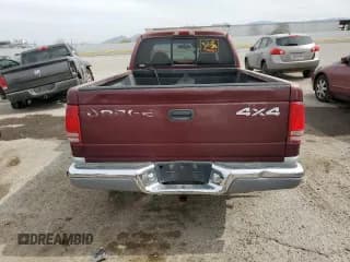 ✅ 2001 Dodge Dakota Sport • VIN: 1B7GG22N81S152399 • Lot: 58543135. Wystawiony na Copart z przebiegiem 218 133 mil. Bezpłatny archiwum sprzedaży aukcyjnych z USA i szczegółowy raport historii pojazdu na DreamBid. Zdjęcie 6.