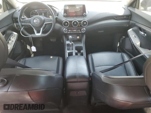 ✅ 2021 Nissan Sentra SR • VIN: 3N1AB8DV3MY288954 • Lot: 80657505. Wystawiony na Copart z przebiegiem 86 179 mil. Bezpłatny archiwum sprzedaży aukcyjnych z USA i szczegółowy raport historii pojazdu na DreamBid. Zdjęcie 8.