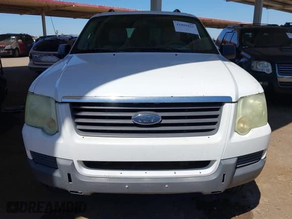 ✅ 2006 Ford Explorer XLS • VIN: 1FMEU72E86UB07984 • Lot: 42899822. Wystawiony na IAAI z przebiegiem Nie podano. Bezpłatny archiwum sprzedaży aukcyjnych z USA i szczegółowy raport historii pojazdu na DreamBid. Zdjęcie 6.