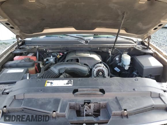 ✅ 2007 Chevrolet Suburban LT • VIN: 1GNFK163X7R264416 • Lot: 75067164. Wystawiony na Copart z przebiegiem 184 362 mil. Bezpłatny archiwum sprzedaży aukcyjnych z USA i szczegółowy raport historii pojazdu na DreamBid. Zdjęcie 13.