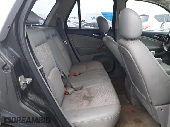 ✅ 2006 Saturn VUE • VIN: 5GZCZ63436S853783 • Lot: 44595675. Wystawiony na Copart z przebiegiem 161 742 mil. Bezpłatny archiwum sprzedaży aukcyjnych z USA i szczegółowy raport historii pojazdu na DreamBid. Zdjęcie 11.