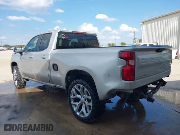 2020 Chevrolet Silverado 1500 LT с VIN 1GCRYDEDXLZ241406, выставлен на аукционе IAAI как лот 43300240 с пробегом 83 939 миль миль и . История ставок и продаж доступна на DreamBid. Изображение 3.