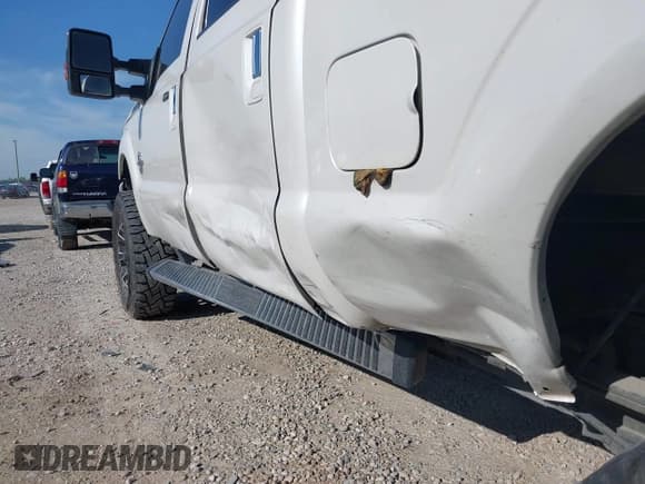 ✅ 2014 Ford F-250 XL • VIN: 1FT7W2BT5EEB58487 • Lot: 42234678. Wystawiony na IAAI z przebiegiem 122 168 mil. Bezpłatny archiwum sprzedaży aukcyjnych z USA i szczegółowy raport historii pojazdu na DreamBid. Zdjęcie 18.