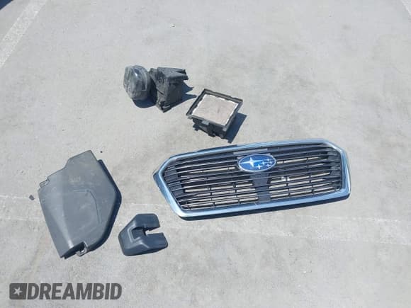 ✅ 2020 Subaru Ascent Limited • VIN: 4S4WMAPD0L3421261 • Lot: 42272497. Listed on IAAI with 147,469 mi. Free auction sales archive from the USA and detailed vehicle history report at DreamBid. Image 12.