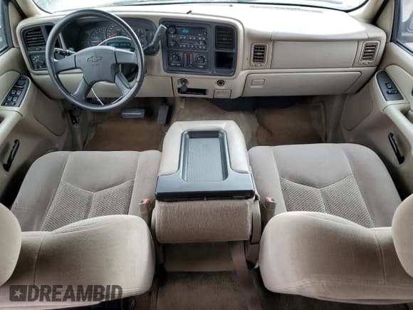 ✅ 2003 Chevrolet Suburban LS • VIN: 1GNEC16Z43R286435 • Лот: 49645835. Опубликован ранее на Copart с пробегом 107 894 миль. Бесплатный доступ к архиву аукционных продаж из США и подробный отчёт об истории автомобиля на DreamBid. Изображение 8.