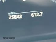 ✅ 2018 BMW X5 M • VIN: 5YMKT6C55J0Y83354 • Lot: 41561584. Wystawiony na IAAI z przebiegiem 75 842 mil. Bezpłatny archiwum sprzedaży aukcyjnych z USA i szczegółowy raport historii pojazdu na DreamBid. Zdjęcie 7.