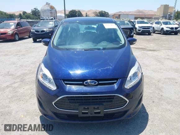 ✅ 2017 Ford C-Max SE • VIN: 1FADP5EU4HL108403 • Lot: 42443426. Wystawiony na IAAI z przebiegiem 52 832 mil. Bezpłatny archiwum sprzedaży aukcyjnych z USA i szczegółowy raport historii pojazdu na DreamBid. Zdjęcie 12.