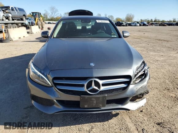 ✅ 2017 Mercedes-Benz C 300 • VIN: 55SWF4KB0HU189291 • Lot: 87304275. Listed on Copart with 80,672 mi. Free auction sales archive from the USA and detailed vehicle history report at DreamBid. Image 5.