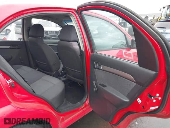 ✅ 2009 Chevrolet Aveo 1LT • VIN: KL1TD56EX9B384721 • Lot: 43623421. Wystawiony na IAAI z przebiegiem 106 799 mil. Bezpłatny archiwum sprzedaży aukcyjnych z USA i szczegółowy raport historii pojazdu na DreamBid. Zdjęcie 8.