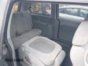 ✅ 2008 Kia Sedona EX • VIN: KNDMB233086244169 • Lot: 43133425. Listed on IAAI with 169,668 mi. Free auction sales archive from the USA and detailed vehicle history report at DreamBid. Image 8.