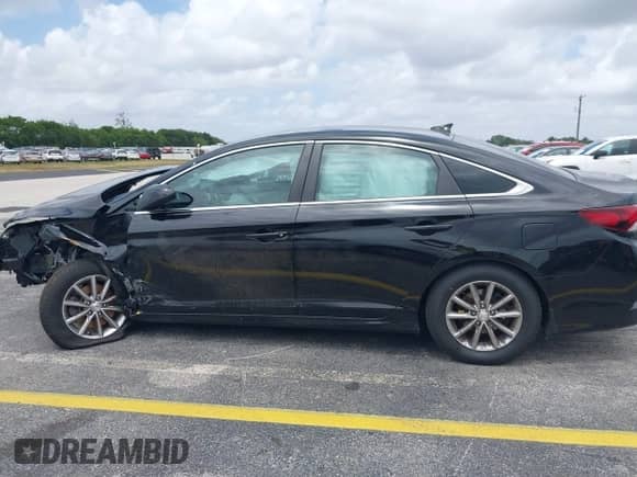 2019 Hyundai Sonata SE with VIN 5NPE24AF8KH747006, listed as a IAAI auction lot 41956094 with 79,024 mi miles and . Bid and sale history available at DreamBid. Image 15.
