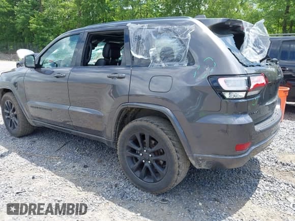 ✅ 2020 Jeep Grand Cherokee Laredo E • VIN: 1C4RJFAG3LC222232 • Lot: 42636691. Listed on IAAI with 94,553 mi. Free auction sales archive from the USA and detailed vehicle history report at DreamBid. Image 3.