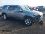 ✅ 2020 Chevrolet Traverse LT Cloth • VIN: 1GNERGKW7LJ163823 • Lot: 43634883. Wystawiony na IAAI z przebiegiem 142 044 mil. Bezpłatny archiwum sprzedaży aukcyjnych z USA i szczegółowy raport historii pojazdu na DreamBid. Zdjęcie 1.