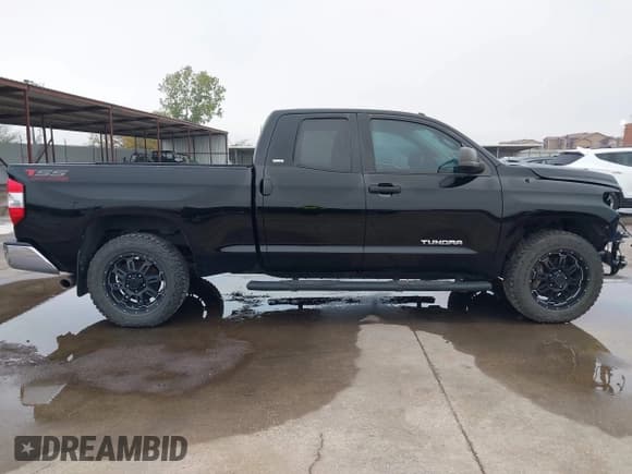 ✅ 2016 Toyota Tundra SR • VIN: 5TFRM5F13GX098273 • Lot: 41042574. Wystawiony na IAAI z przebiegiem 114 718 mil. Bezpłatny archiwum sprzedaży aukcyjnych z USA i szczegółowy raport historii pojazdu na DreamBid. Zdjęcie 14.