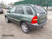 ✅ 2007 Kia Sportage LX • VIN: KNDJE723277359843 • Lot: 41903253. Listed on IAAI with 233,037 mi. Free auction sales archive from the USA and detailed vehicle history report at DreamBid. Image 3.