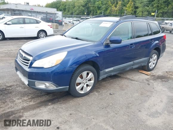 ✅ 2010 Subaru Outback Limited Power Moon • VIN: 4S4BRBLC6A3351989 • Лот: 43186737. Опубликован ранее на IAAI с пробегом 182 296 миль. Бесплатный доступ к архиву аукционных продаж из США и подробный отчёт об истории автомобиля на DreamBid. Изображение 2.