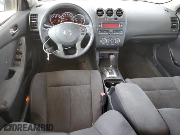 ✅ 2010 Nissan Altima SL • VIN: 1N4AL2AP6AC142717 • Лот: 70116265. Опубликован ранее на Copart с пробегом 139 435 миль. Бесплатный доступ к архиву аукционных продаж из США и подробный отчёт об истории автомобиля на DreamBid. Изображение 8.