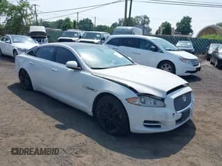 ✅ 2012 Jaguar XJ Supercharged • VIN: SAJWA2GE0CMV30312 • Lot: 42722598. Wystawiony na IAAI z przebiegiem 133 685 mil. Bezpłatny archiwum sprzedaży aukcyjnych z USA i szczegółowy raport historii pojazdu na DreamBid. Zdjęcie 1.