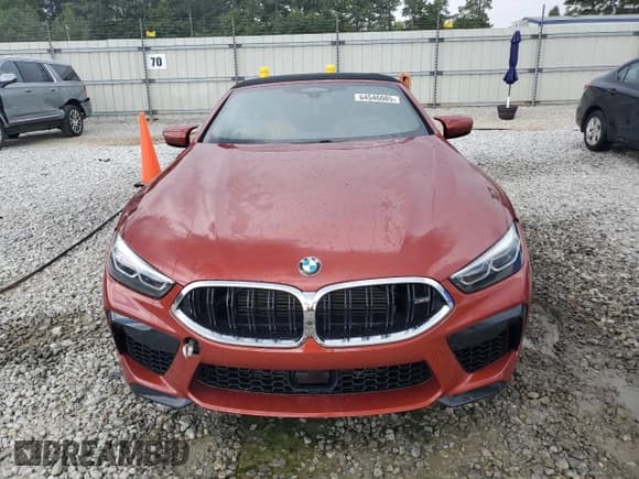 ✅ 2020 BMW M8 Competition • VIN: WBSDZ0C07LCD01656 • Lot: 64546085. Wystawiony na Copart z przebiegiem 12 005 mil. Bezpłatny archiwum sprzedaży aukcyjnych z USA i szczegółowy raport historii pojazdu na DreamBid. Zdjęcie 5.