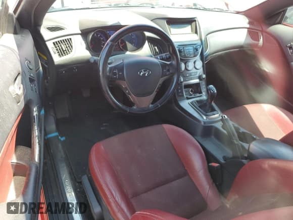 ✅ 2013 Hyundai Genesis Coupe Premium • VIN: KMHHT6KD7DU112883 • Lot: 57590735. Wystawiony na Copart z przebiegiem 104 226 mil. Bezpłatny archiwum sprzedaży aukcyjnych z USA i szczegółowy raport historii pojazdu na DreamBid. Zdjęcie 8.