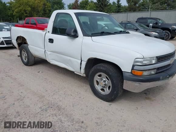 ✅ 2000 Chevrolet Silverado 1500 • VIN: 1GCEC14W8YZ321924 • Lot: 43156206. Wystawiony na IAAI z przebiegiem 134 081 mil mil. Skorzystaj z bezpłatnego archiwum sprzedaży aukcyjnych z USA i zobacz szczegółowy raport historii pojazdu na DreamBid. Zdjęcie 1.