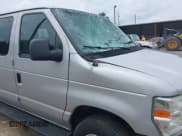 ✅ 2014 Ford Econoline Passenger XL • VIN: 1FBNE3BL4EDA15492 • Lot: 42400143. Wystawiony na IAAI z przebiegiem 91 566 mil. Bezpłatny archiwum sprzedaży aukcyjnych z USA i szczegółowy raport historii pojazdu na DreamBid. Zdjęcie 21.