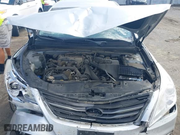 ✅ 2017 Hyundai Azera • VIN: KMHFG4JG9HA579046 • Лот: 40135653. Опубликован ранее на IAAI с пробегом Не указан. Бесплатный доступ к архиву аукционных продаж из США и подробный отчёт об истории автомобиля на DreamBid. Изображение 10.