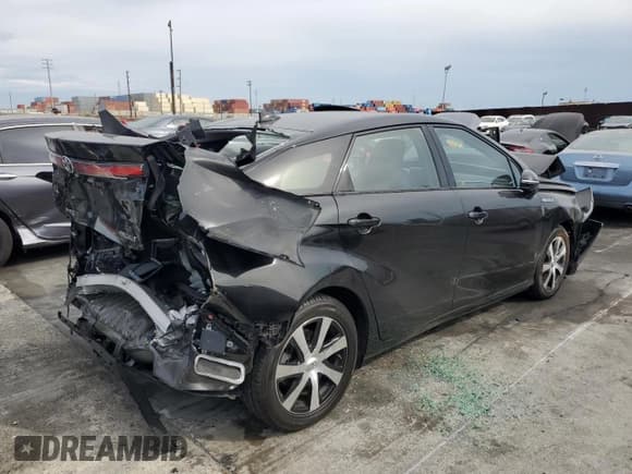 ✅ 2019 Toyota Mirai • VIN: JTDBVRBD2KA005986 • Lot: 81237735. Wystawiony na Copart z przebiegiem 65 274 mil. Bezpłatny archiwum sprzedaży aukcyjnych z USA i szczegółowy raport historii pojazdu na DreamBid. Zdjęcie 3.