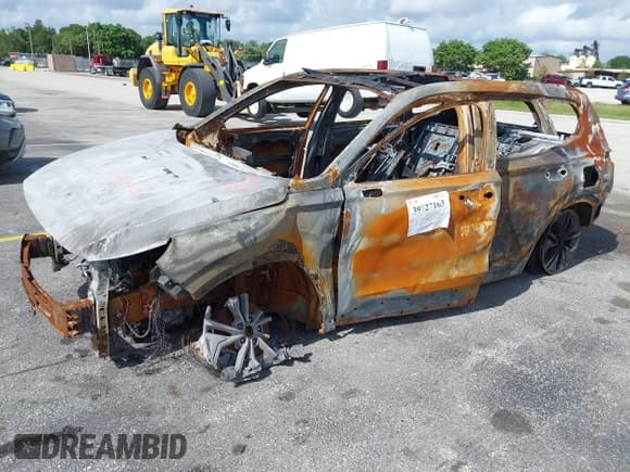 ✅ 2020 Hyundai Santa Fe Limited • VIN: 5NMS5CAA2LH179861 • Лот: 39727163. Опубликован ранее на IAAI с пробегом Не указан. Бесплатный доступ к архиву аукционных продаж из США и подробный отчёт об истории автомобиля на DreamBid. Изображение 2.