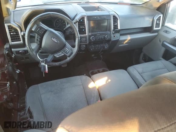 ✅ 2016 Ford F-150 XL • VIN: 1FTEW1CPXGKE04294 • Лот: 86865785. Опубликован ранее на Copart с пробегом 174 315 миль. Бесплатный доступ к архиву аукционных продаж из США и подробный отчёт об истории автомобиля на DreamBid. Изображение 8.