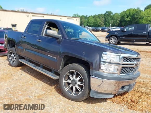 ✅ 2015 Chevrolet Silverado 1500 Work Truck • VIN: 3GCUKPECXFG133022 • Лот: 42518433. Опубликован ранее на IAAI с пробегом 160 509 миль. Бесплатный доступ к архиву аукционных продаж из США и подробный отчёт об истории автомобиля на DreamBid. Изображение 1.