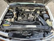 ✅ 2000 Chevrolet Blazer LS • VIN: 1GNDT13W5YK222507 • Lot: 70725905. Wystawiony na Copart z przebiegiem 151 959 mil. Bezpłatny archiwum sprzedaży aukcyjnych z USA i szczegółowy raport historii pojazdu na DreamBid. Zdjęcie 11.