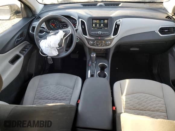 ✅ 2019 Chevrolet Equinox LS • VIN: 3GNAXHEV7KS636551 • Lot: 82374105. Wystawiony na Copart z przebiegiem 86 129 mil. Bezpłatny archiwum sprzedaży aukcyjnych z USA i szczegółowy raport historii pojazdu na DreamBid. Zdjęcie 8.