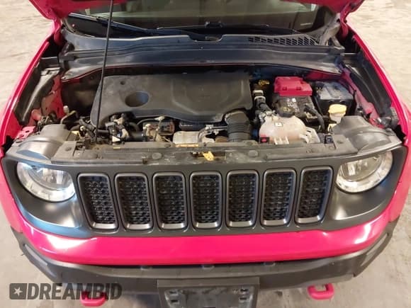 ✅ 2019 Jeep Renegade Trailhawk • VIN: ZACNJBC10KPK09686 • Лот: 42813376. Опубликован ранее на IAAI с пробегом 238 667 миль. Бесплатный доступ к архиву аукционных продаж из США и подробный отчёт об истории автомобиля на DreamBid. Изображение 10.