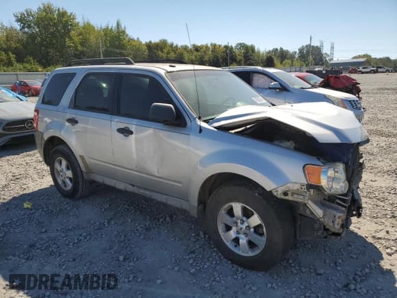 ✅ 2009 Ford Escape XLT • VIN: 1FMCU03GX9KB88307 • Лот: 81859295. Опубликован ранее на Copart с пробегом 181 334 миль. Бесплатный доступ к архиву аукционных продаж из США и подробный отчёт об истории автомобиля на DreamBid. Изображение 4.