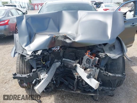 ✅ 2023 Genesis GV70 Advanced • VIN: 5NMMCET19PH000194 • Lot: 43087214. Wystawiony na IAAI z przebiegiem 54 764 mil. Bezpłatny archiwum sprzedaży aukcyjnych z USA i szczegółowy raport historii pojazdu na DreamBid. Zdjęcie 10.