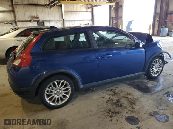 ✅ 2008 Volvo C30 Version 1.0 • VIN: YV1MK672182048008 • Lot: 67996944. Wystawiony na Copart z przebiegiem 186 032 mil. Bezpłatny archiwum sprzedaży aukcyjnych z USA i szczegółowy raport historii pojazdu na DreamBid. Zdjęcie 3.