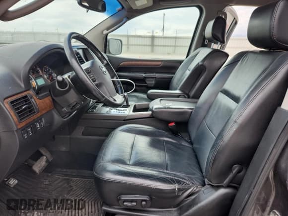 ✅ 2009 Nissan Armada LE • VIN: 5N1AA08C79N600042 • Lot: 70402845. Wystawiony na Copart z przebiegiem 229 267 mil. Bezpłatny archiwum sprzedaży aukcyjnych z USA i szczegółowy raport historii pojazdu na DreamBid. Zdjęcie 7.