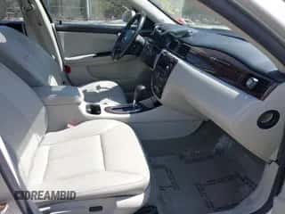 2012 Chevrolet Impala LTZ z VIN 2G1WC5E39C1294758, wystawiony jako IAAI lot #41890837 z przebiegiem 107 522 mil mil oraz . Historia ofert i sprzedaży dostępna na DreamBid. Obrazek 5.