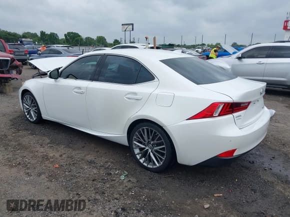 ✅ 2014 Lexus IS 250 • VIN: JTHBF1D21E5020727 • Lot: 42264652. Listed on IAAI with 232,513 mi. Free auction sales archive from the USA and detailed vehicle history report at DreamBid. Image 3.
