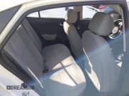 ✅ 2018 Kia Rio S • VIN: 3KPA24AB8JE059120 • Lot: 43815312. Wystawiony na IAAI z przebiegiem 134 202 mil. Bezpłatny archiwum sprzedaży aukcyjnych z USA i szczegółowy raport historii pojazdu na DreamBid. Zdjęcie 8.