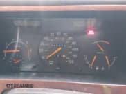 ✅ 1993 Saab 900 • VIN: YS3AL35T6P2017411 • Lot: 42240663. Listed on IAAI with 282,339 mi. Free auction sales archive from the USA and detailed vehicle history report at DreamBid. Image 7.