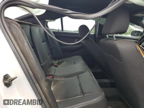 ✅ 2016 Ford Police Interceptor • VIN: 1FAHP2MT2GG154666 • Lot: 60704855. Listed on Copart with 90,210 mi. Free auction sales archive from the USA and detailed vehicle history report at DreamBid. Image 10.