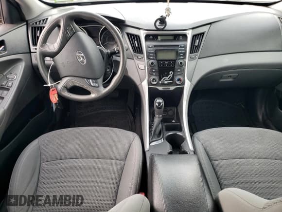 ✅ 2013 Hyundai Sonata GLS • VIN: 5NPEB4AC1DH662730 • Lot: 74552964. Listed on Copart with 79,563 mi. Free auction sales archive from the USA and detailed vehicle history report at DreamBid. Image 8.