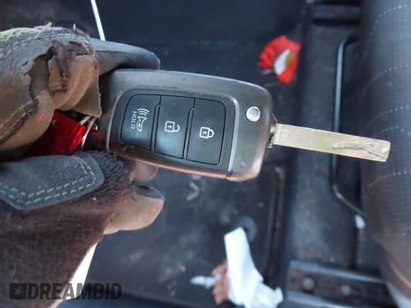 ✅ 2020 Hyundai Venue SE • VIN: KMHRB8A30LU015163 • Lot: 41293346. Listed on IAAI with 68,829 mi. Free auction sales archive from the USA and detailed vehicle history report at DreamBid. Image 11.