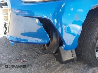 ✅ 2017 Hyundai Elantra SE • VIN: KMHD84LF2HU246713 • Lot: 43625610. Listed on IAAI with 172,440 mi. Free auction sales archive from the USA and detailed vehicle history report at DreamBid. Image 6.