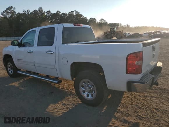 ✅ 2013 Chevrolet Silverado 1500 LT • VIN: 3GCPCSEA9DG201139 • Lot: 72033794. Listed on Copart with 191,501 mi. Free auction sales archive from the USA and detailed vehicle history report at DreamBid. Image 2.