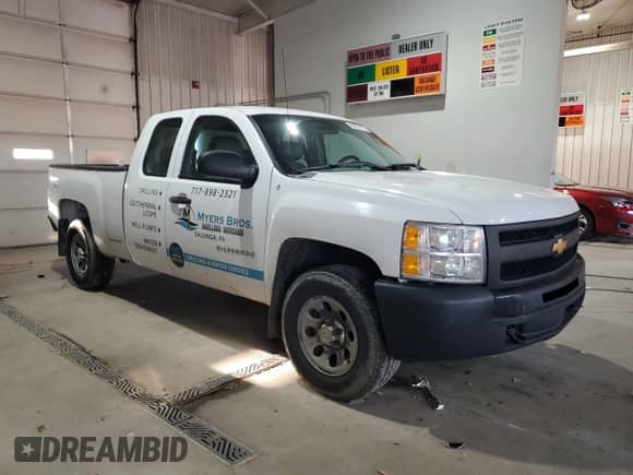 ✅ 2013 Chevrolet Silverado 1500 Work Truck • VIN: 1GCRKPEA9DZ317692 • Лот: 90902155. Опубликован ранее на Copart с пробегом Не указан. Бесплатный доступ к архиву аукционных продаж из США и подробный отчёт об истории автомобиля на DreamBid. Изображение 4.